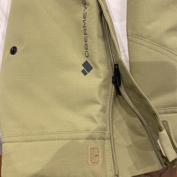 Obermeyer Kids, Brisk Pants, size 6/7 boys, color “sandstorm” - Picture 8 of 9